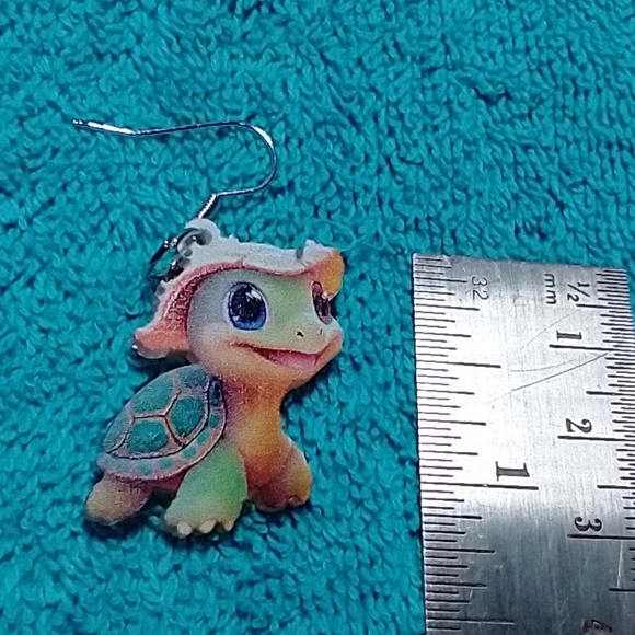 Cute smiling turtle wire dangle earrings yellow green blue - Picture 2 of 3